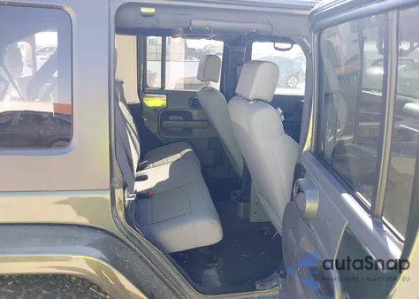 2007 Jeep Wrangler Unlimited Sahara z USA, uszkodzony, nr VIN 1J8GA59147L161506